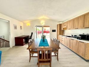 Villa with Jacuzzi - Joy Collection img7