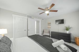 Spacious and Stylish Apartment right by AT&T Stadium!