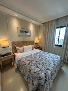 Hotel Jardins Univer Pamplona com garagem 2410