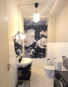 Tyn Temple-the best view,top location, balcony