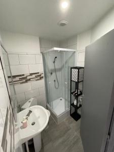 Appartements Studio equipe a Valenciennes centre : photos des chambres