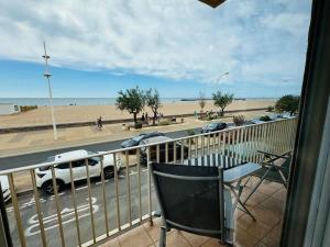 Valras-Loc - Appartement en Front de Mer avec Balc