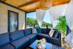 Aurora - luxury mobile house with sundeck