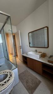 Oh! Zamalek Newly Renovated Apartment