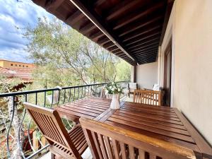 Sea Whisper - Joy Collection