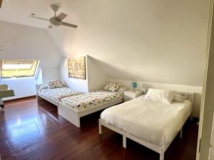 Bascuas beach house with ocean views