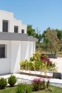 ELYSIUM VILLAS Quartet