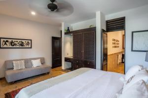 6BR Exclusive Beachfront Villa with Pool in Tulum