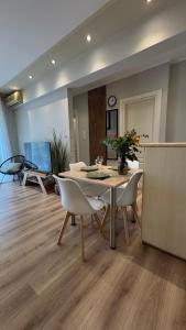 Aelia seaside apartment oropos