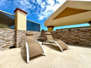 Marbella NikkiBeachFront Studio