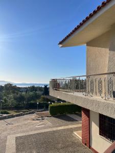 Petrothalassa View