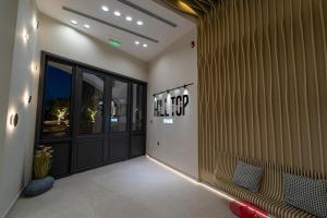 Hill Top Hotel