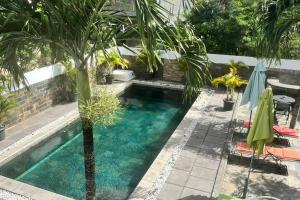 Coco Apartment - 3 Bedroom Ground floor - Namaste lounge