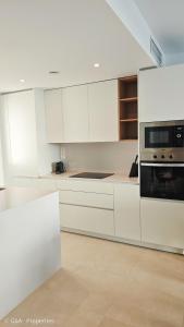 Modern 2Bedroom Apartment near the Beach