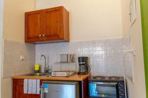 Alemar Collective Lime studio by the sea