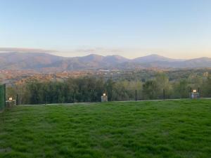 Küre Dağları Manzaralı Şömineli ve Bahçeli Villa