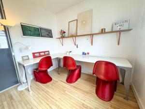 LE couturier parking and balcony eurexpo