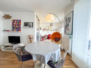Appartements T3 parking and balcony eurexpo : photos des chambres