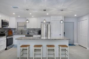 Blind Pass C106 - Upgraded Ground Floor Residence at Blind Pass