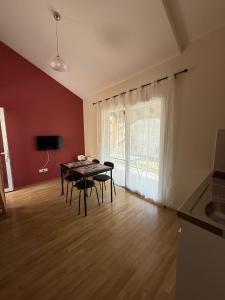 Appartements Village Vacances de Bretou : Appartement 2 Chambres avec Balcon
