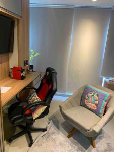 Apto na Oscar Freire prox HC FMUSP nubank, metrô