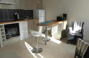 Appartements PoppySpot Studio by NomadK Ex Chez Jose : photos des chambres