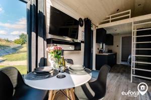 Euforia Górzno - nowoczesne domki nad jeziorem z sauną, balią, jacuzzi