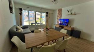 Appartements T3 Cosy Coeur Aix Les Bains avec 2 Balcons : photos des chambres