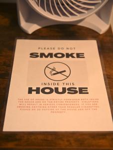 Small Lakeview Suite Near Disney & Universal