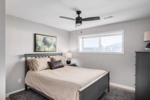 Knox Mountain Vista 2 Bdrm Suite