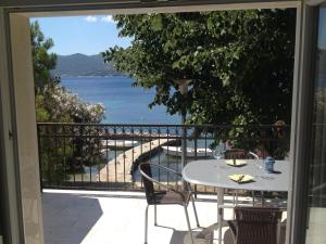 Apartments by the sea Viganj, Peljesac - 24522