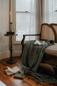 Book Village Inn - Entire Hotel