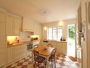 Villa in Het Zoute near the Beach