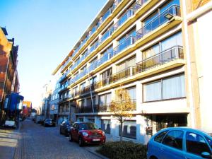 Apartment in Nieuwpoort by the Beach