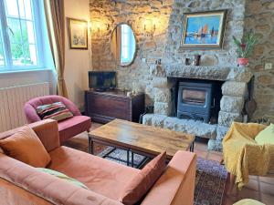 Holiday Home in Guisseny near the Beach