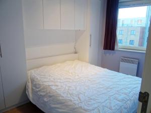 Apartment in Nieuwpoort near the Beach