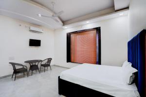 PLAY THE GLORY GR NOIDA couple friendly