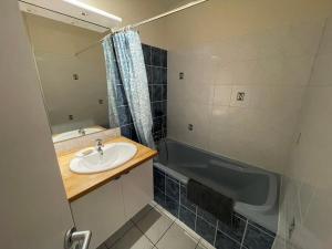 T2 avec terrasse, 500m de la plage, Les Sables-dOlonne - FR-1-92-896