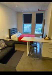 Studio Apartment URBN Escalante