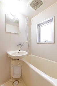 エルドラード - プロジェクター付 2DKアパートメント 福岡西新 x 藤崎