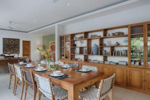 Villa Luna - Modern and spacious 4bdrs villa in Bingin Beach