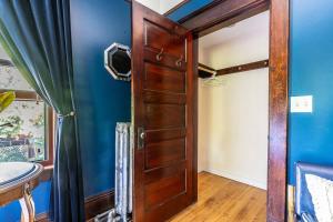 Charming B&B Studio in Capitol Hill Room 1