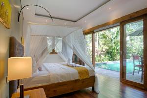 Villa Luna - Modern and spacious 4bdrs villa in Bingin Beach