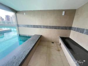 QSH35 - Flat Cama Superking Garagem Cozinha Completa