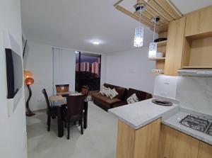 Moderno apto cómodo bien ubicado