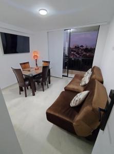 Moderno apto cómodo bien ubicado