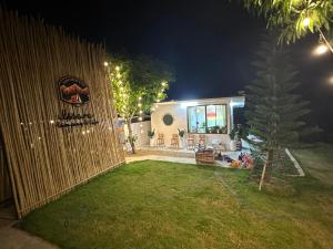 อิสระ แคมป์ปิ้ง แอนด์ คาเฟ่ Issara camping