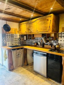 Charming house with sea view Emily in Porri