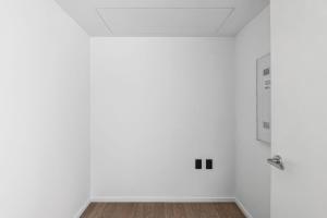 Brand New Luxury 1 bedroom Condo in Downtown Vancouver
