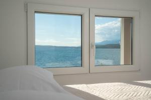 Mekenzi - new apartments by the sea